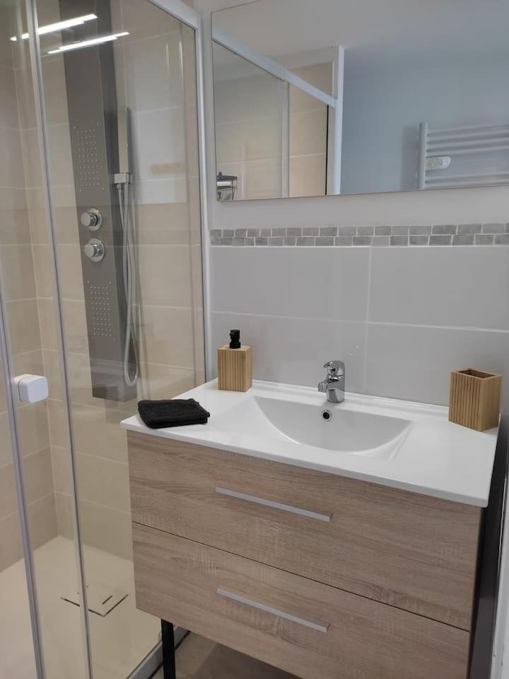 Le Studio Du Doux Tournon-sur-Rhone Εξωτερικό φωτογραφία