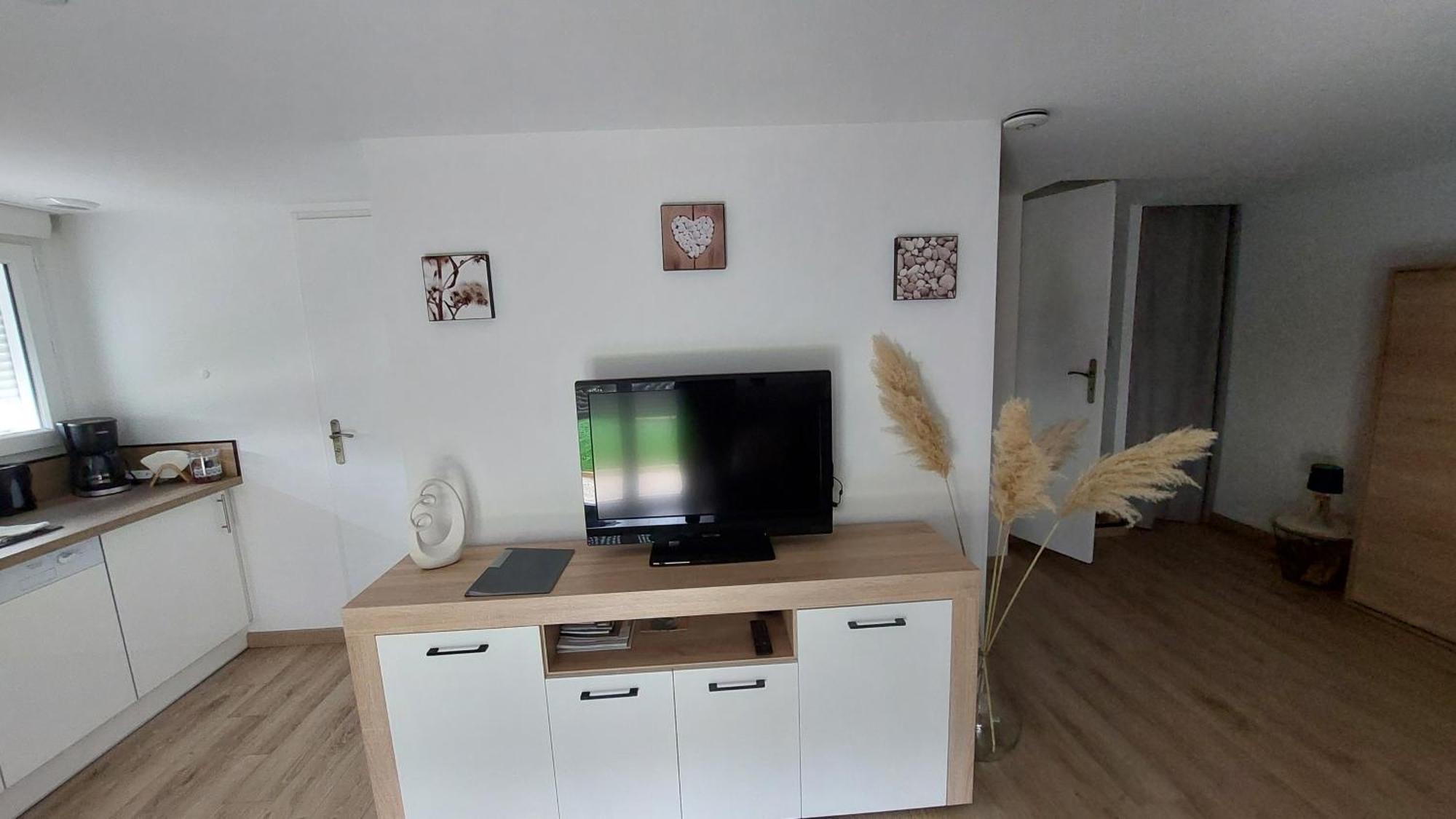 Le Studio Du Doux Tournon-sur-Rhone Εξωτερικό φωτογραφία